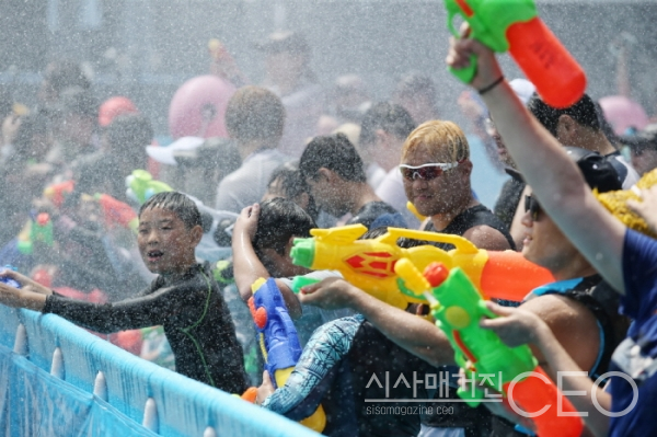 축제와 음악! 바다와 함께하는 부산바다축제로 발걸음을 옮길시간입니다.대한민국 대표 여름축제로도 사랑받는 부산바다축제는 당신을 기다리고 있다. 사진=부산바다축제 제공