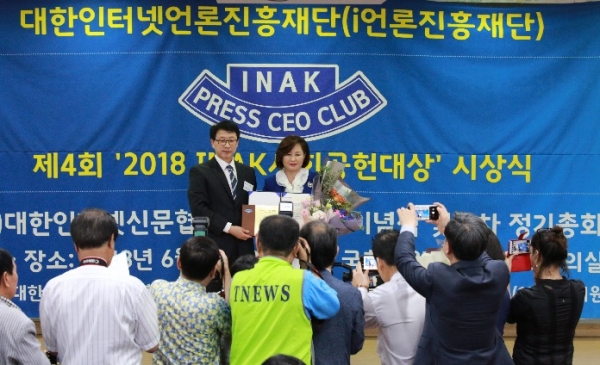 김동신 대표 사회공헌활동 왕성