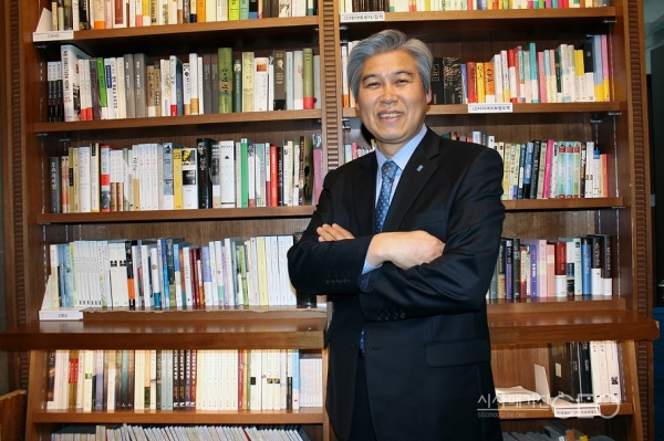 성경대로 ‘멸공진리운동’을 통한 난제해결과 새 시대 건설에 앞장 선 시대적 목회자 승리새일교회 김정윤 담임 목회자