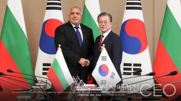 함께 비즈니스 교류 활성화를 꿈꾼다 한국 불가리아 정상회담
