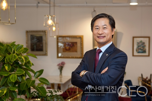 “새마을 정신 부활로 지역사회 건설, 국가발전에 기여합니다”