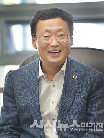 도시와 농촌이 조화로운 발전의 리더