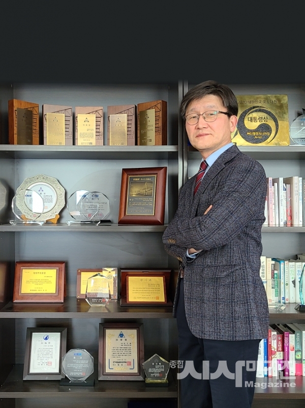 “새로운 출발선에 서 있는 (사)토목구조기술사회, 더 나은 도약을 위한 기틀을 잘 마련하겠습니다”