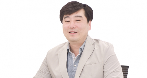 ‘포스트-스마트폰’ 시대를 강타할 증강(AR)·가상(VR)현실, 대한민국 최고의 기술력으로 차근차근 준비하고 있습니다