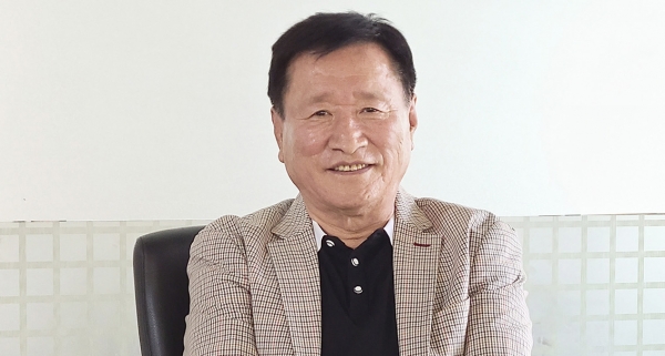“지역 어르신 모두가 행복한 평창, 연임을 계기로 더 발전된 복지를 제공하겠습니다