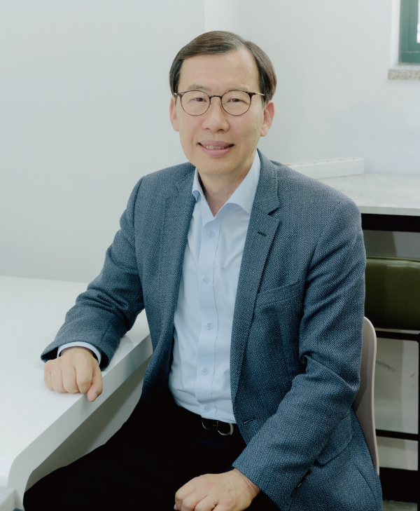 병원과 기업을 연결하고, 대한민국 의료기기 산업의  표준을 제시하는 가치 있는 일을 하고 있습니다