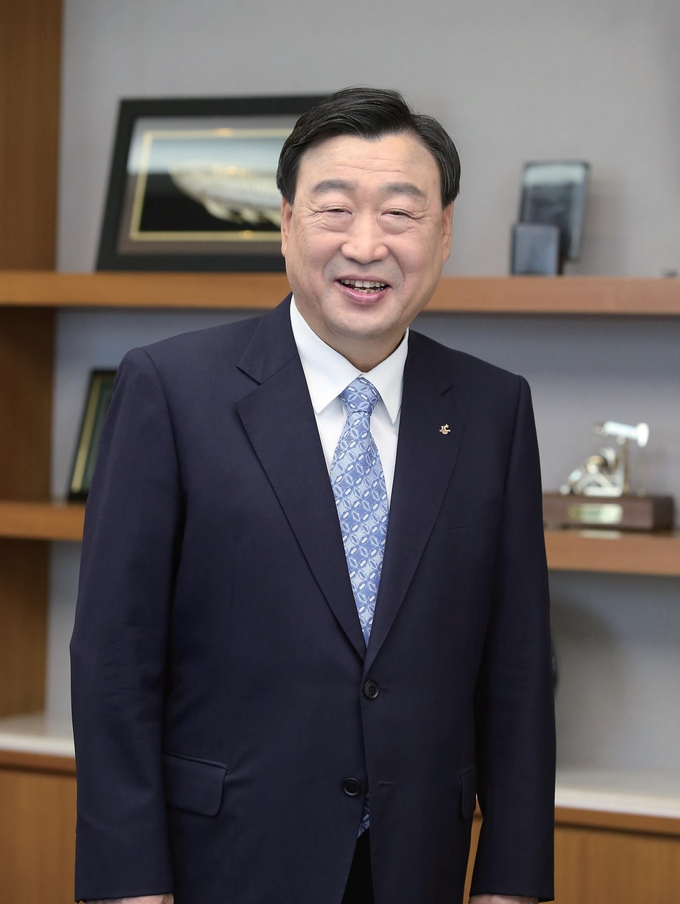 뛰어난 리더십 증명, “‘성공적 대회’ 평가 받아 기쁘다” 이희범 조직위원장